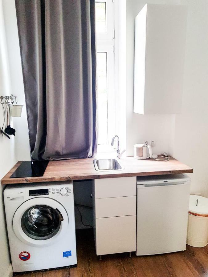 Appartement Sonniges Studio Heinzelmanngasse à Vienne Extérieur photo