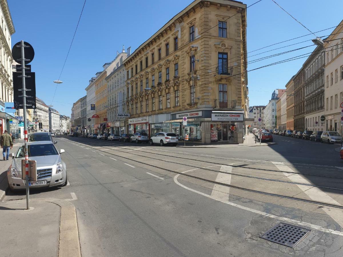 Appartement Sonniges Studio Heinzelmanngasse à Vienne Extérieur photo