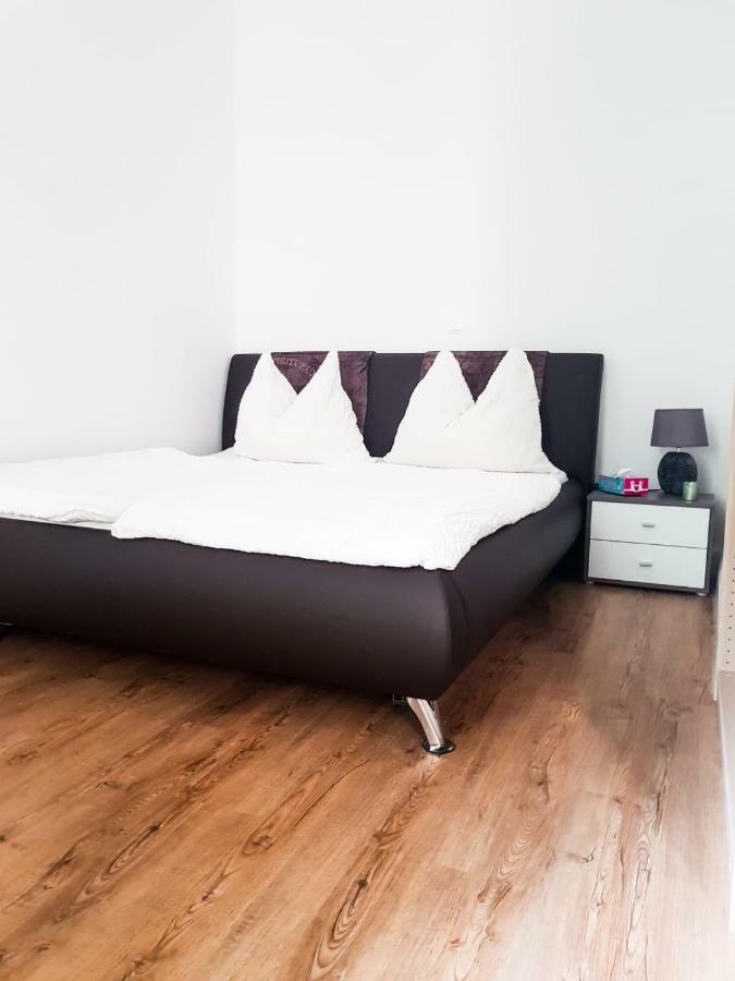 Appartement Sonniges Studio Heinzelmanngasse à Vienne Extérieur photo